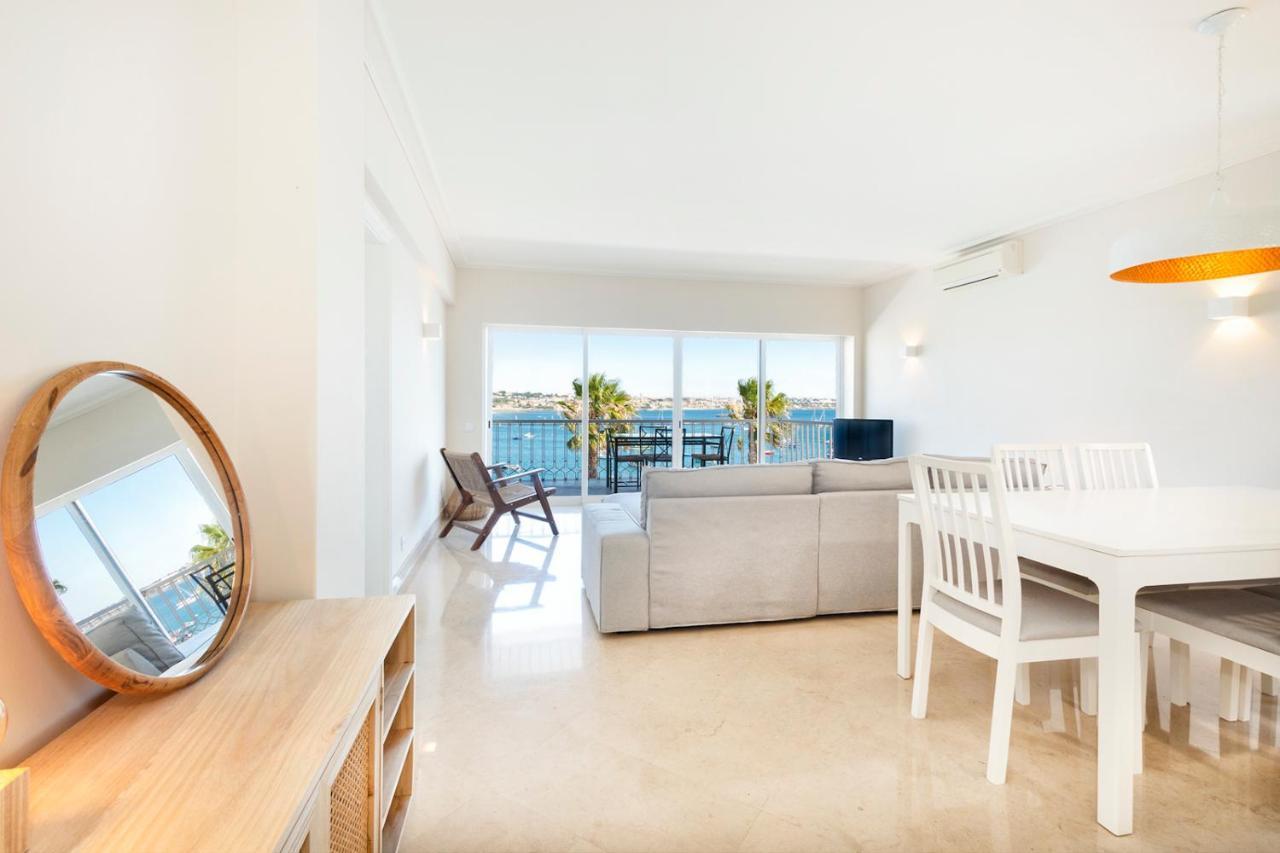 Bay Terrace Iv *